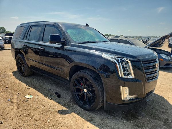 2016 CADILLAC ESCALADE Platinum