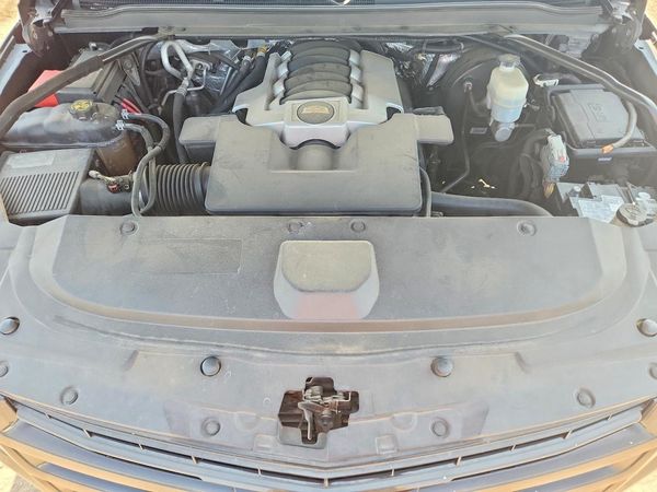 2016 CADILLAC ESCALADE Platinum