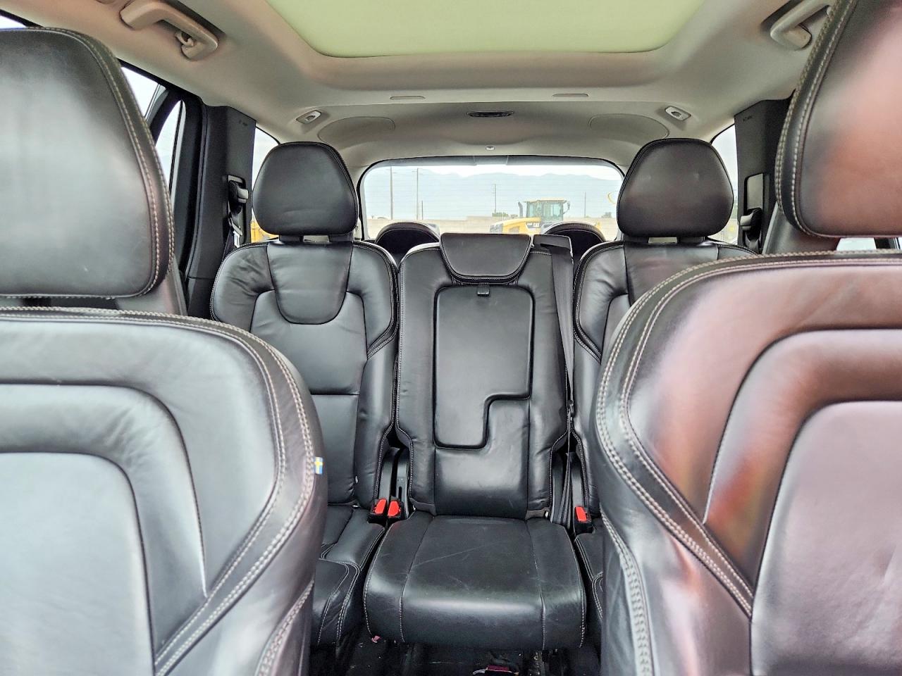 2016 VOLVO XC90 SV42 Momentum