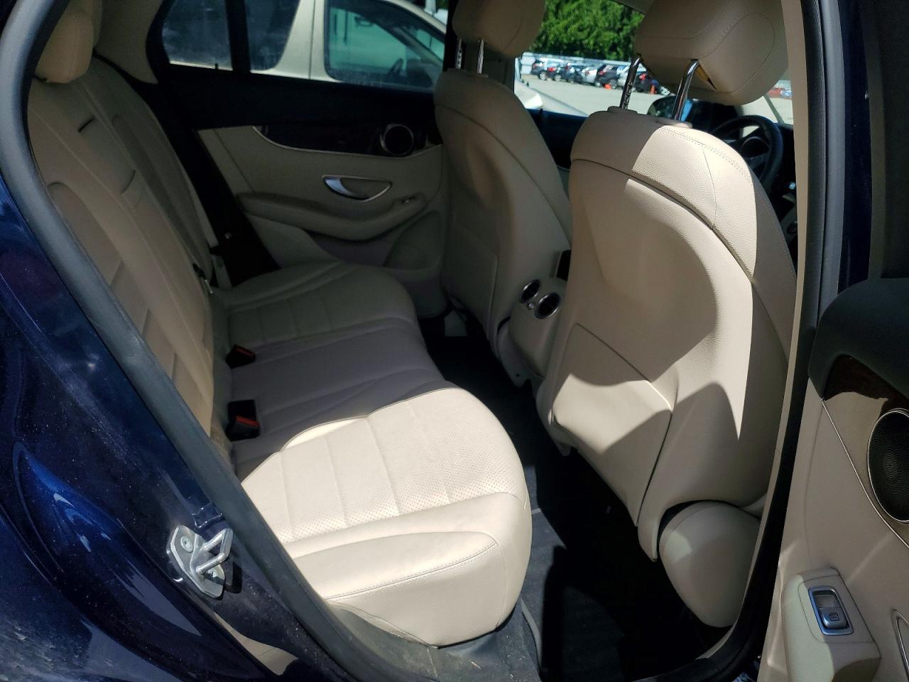 2017 MERCEDES-BENZ GLC GLC300