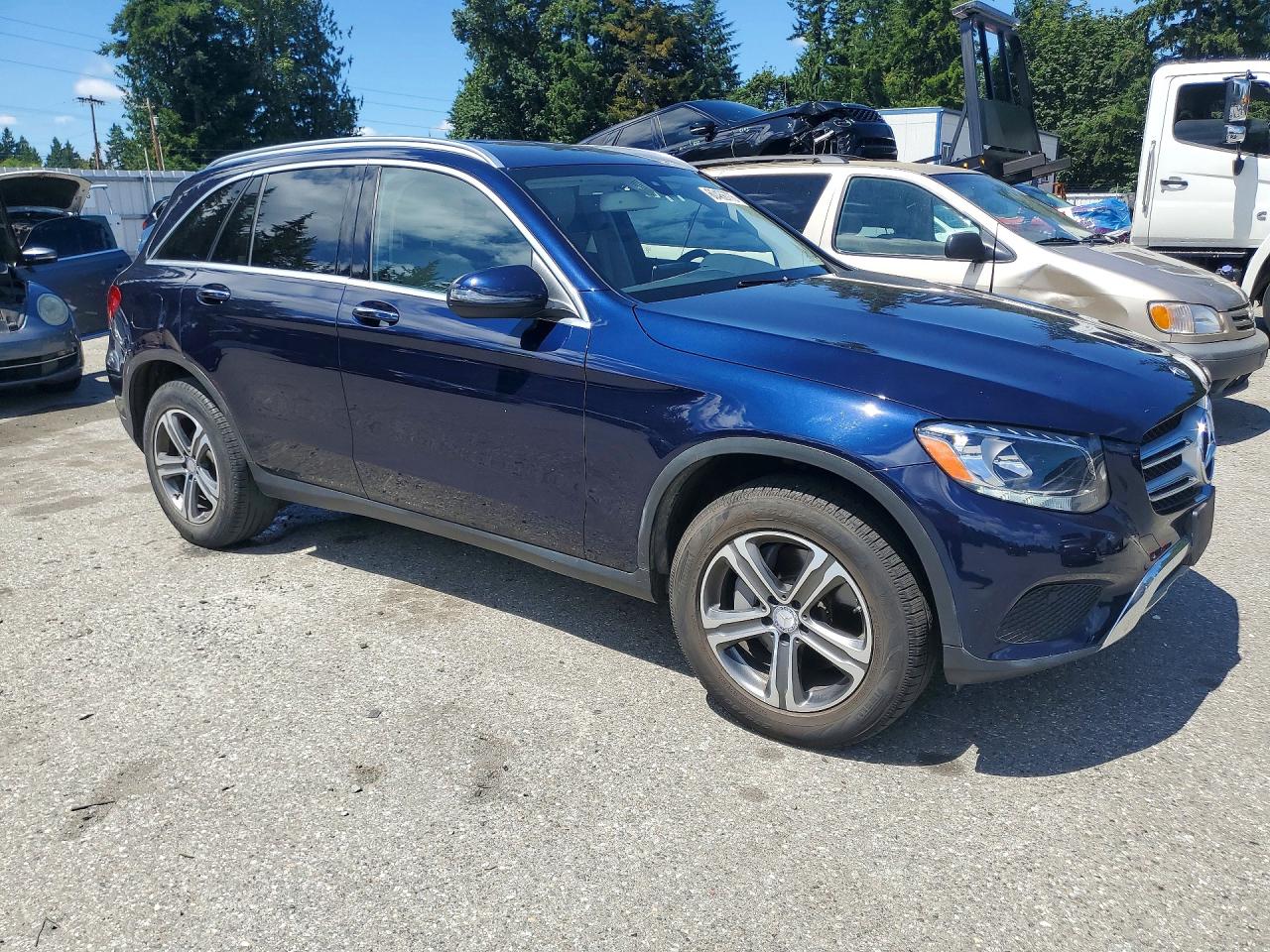 2017 MERCEDES-BENZ GLC GLC300