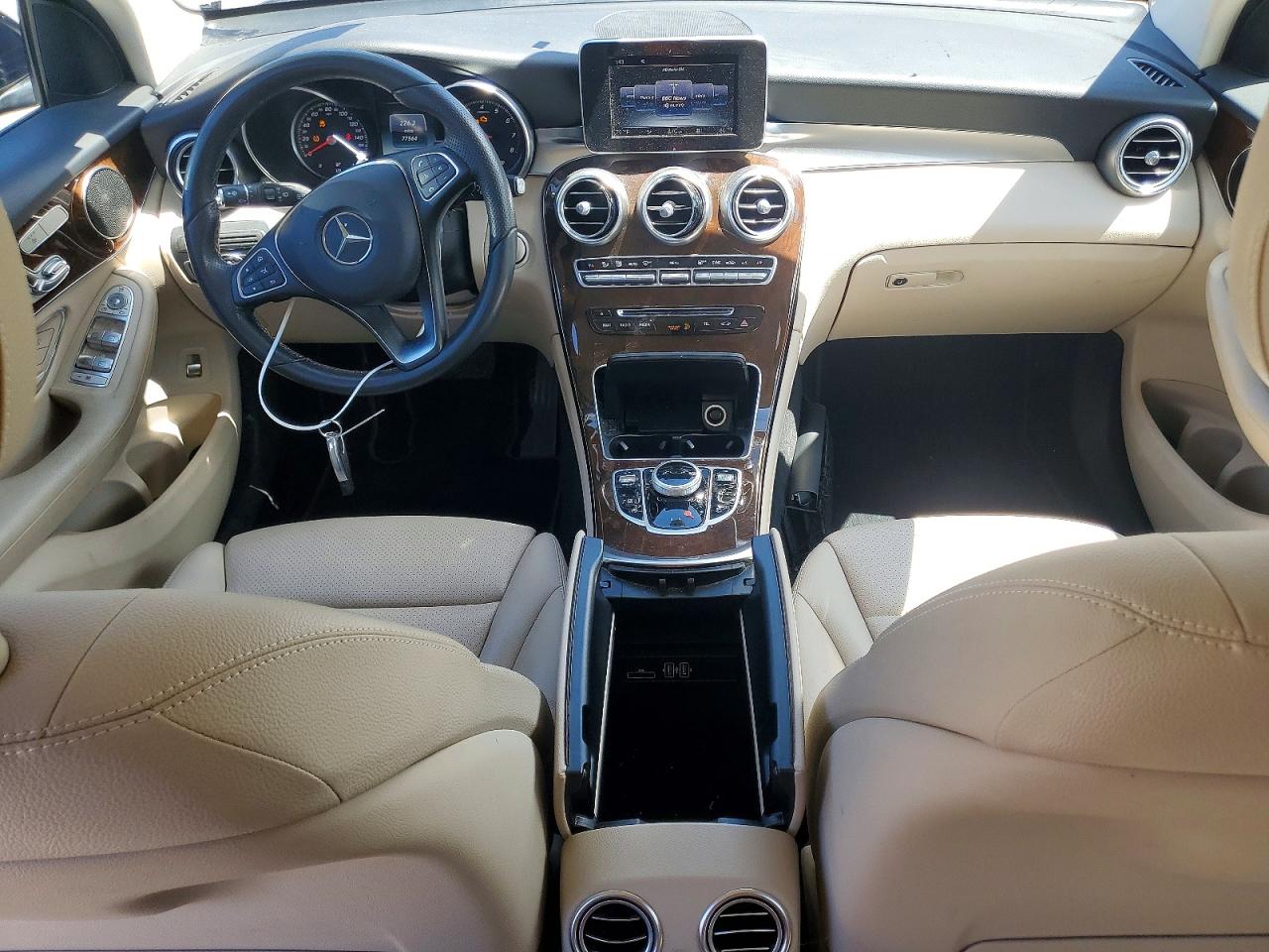 2017 MERCEDES-BENZ GLC GLC300