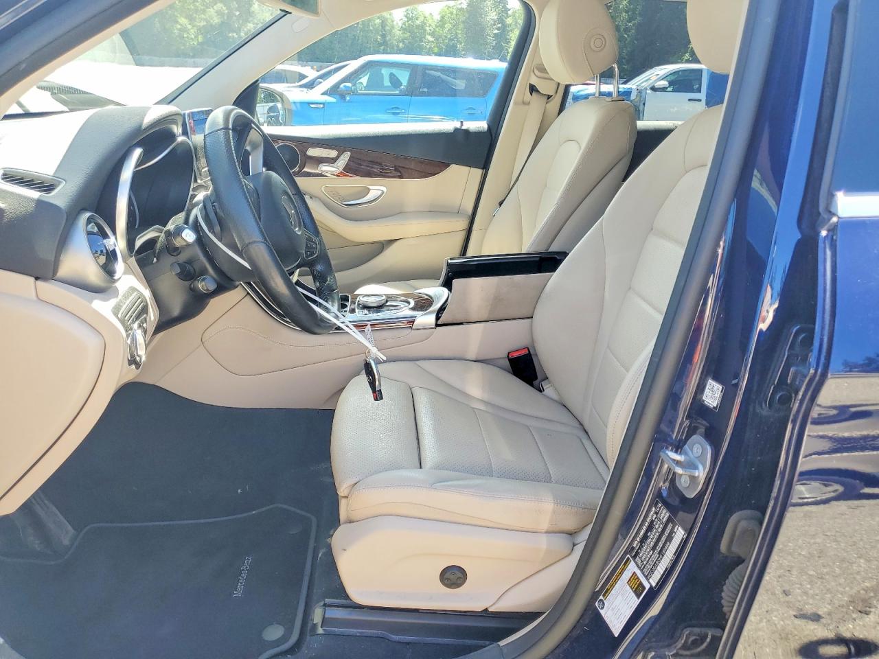 2017 MERCEDES-BENZ GLC GLC300
