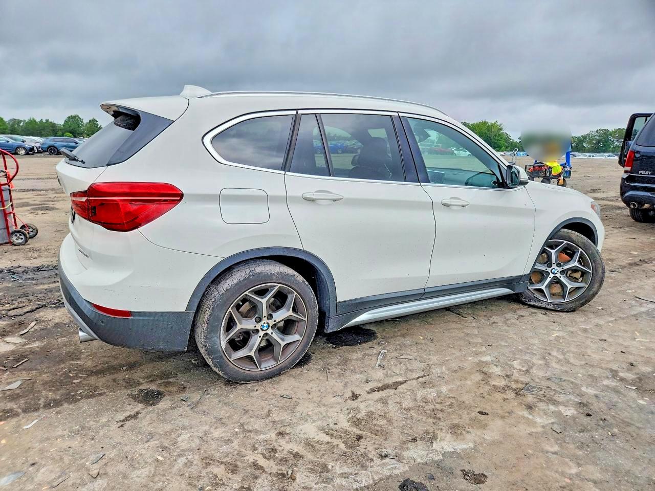 2019 BMW X1 xDrive28i