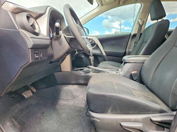 2016 TOYOTA RAV4 LE (X Grade)