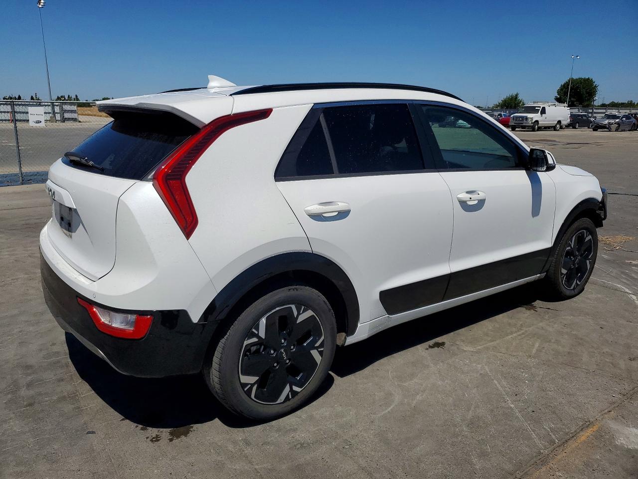 2023 KIA NIRO Wind