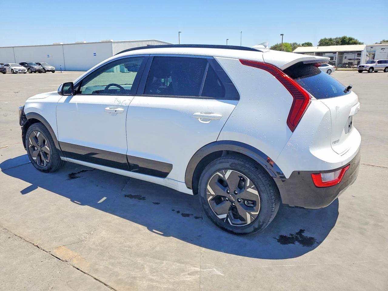 2023 KIA NIRO Wind