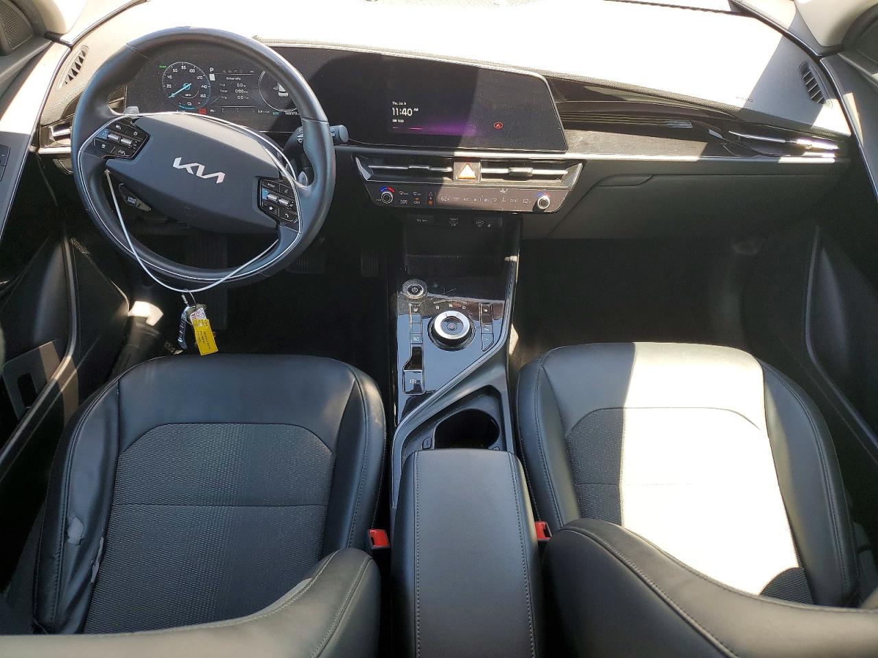 2023 KIA NIRO Wind