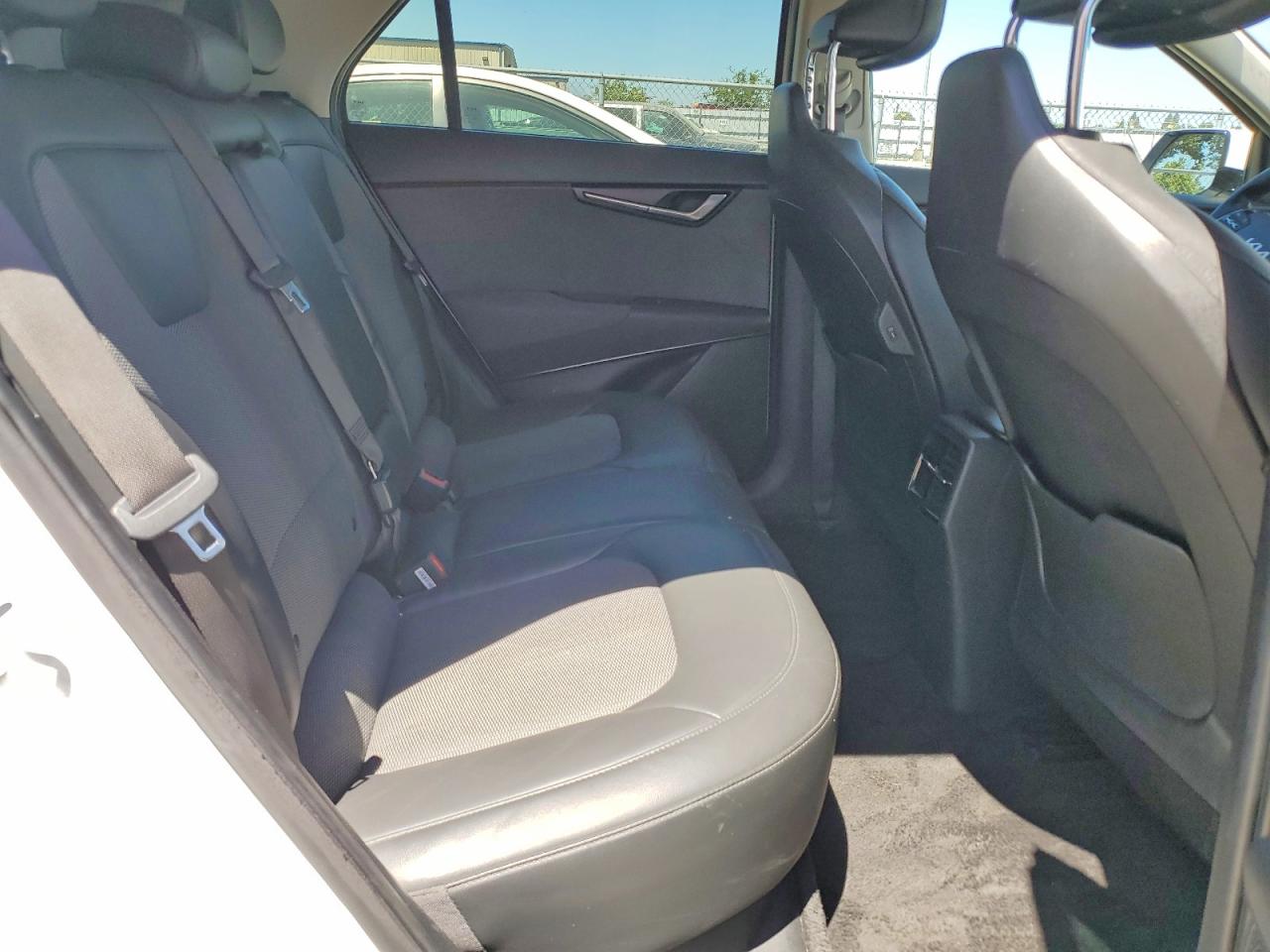 2023 KIA NIRO Wind