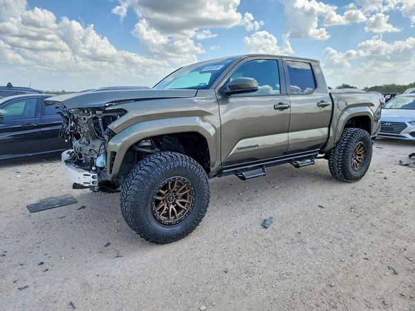 2025 TOYOTA TACOMA