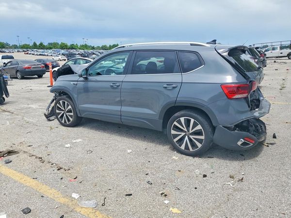 2022 VOLKSWAGEN TAOS
