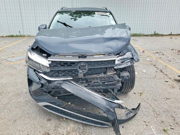 2022 VOLKSWAGEN TAOS