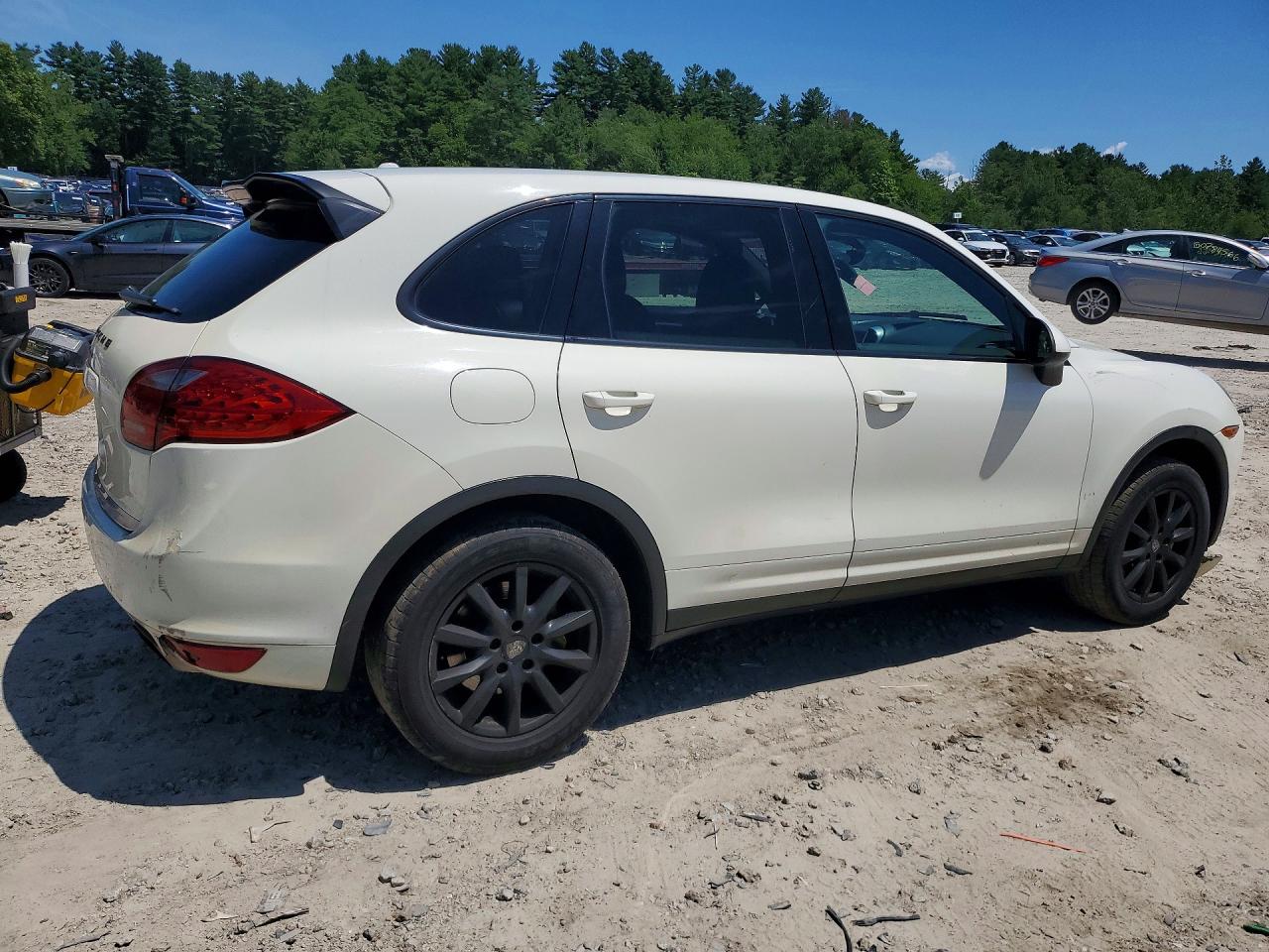 2011 PORSCHE CAYENNE