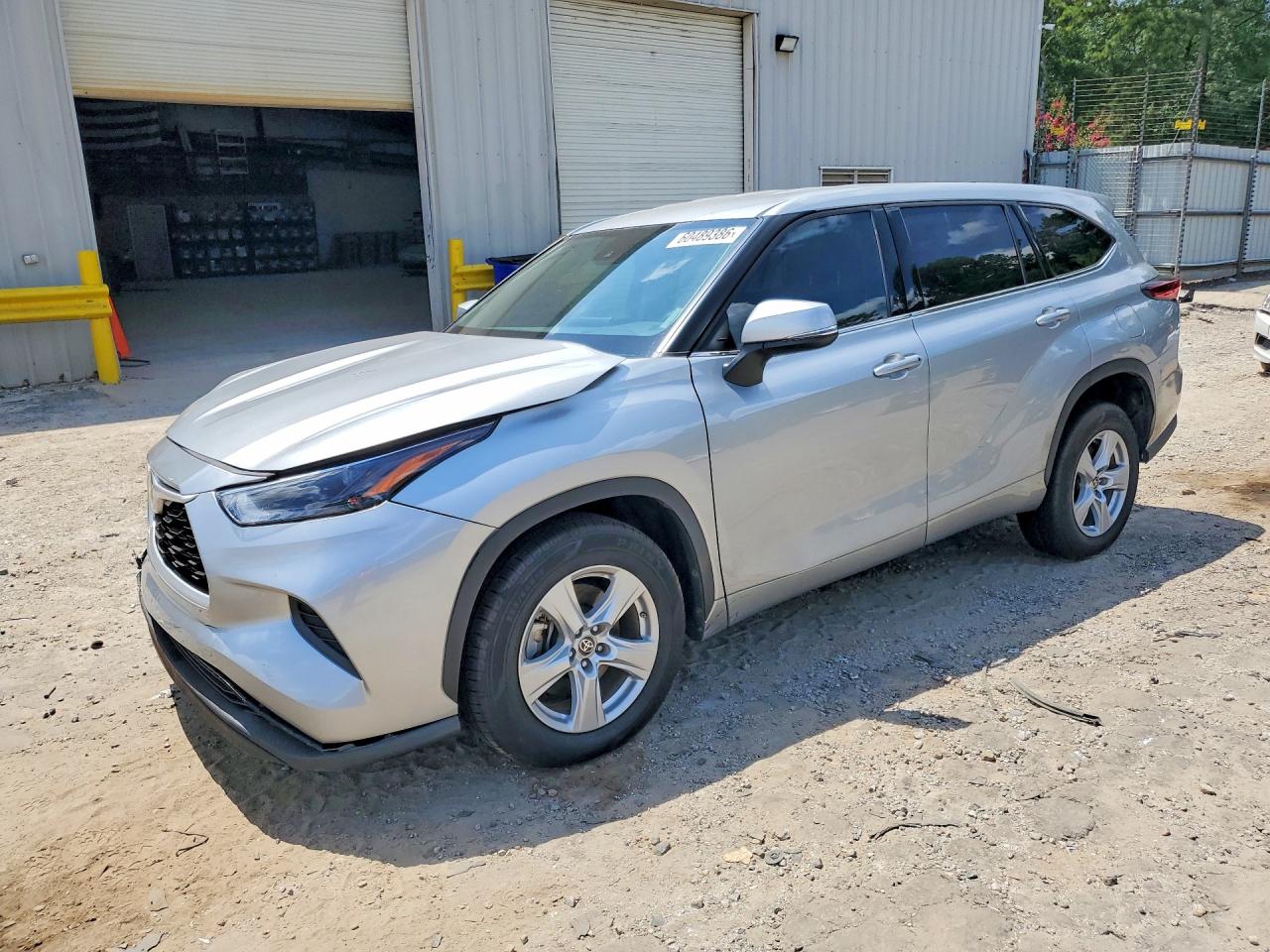 2022 TOYOTA HIGHLANDER L