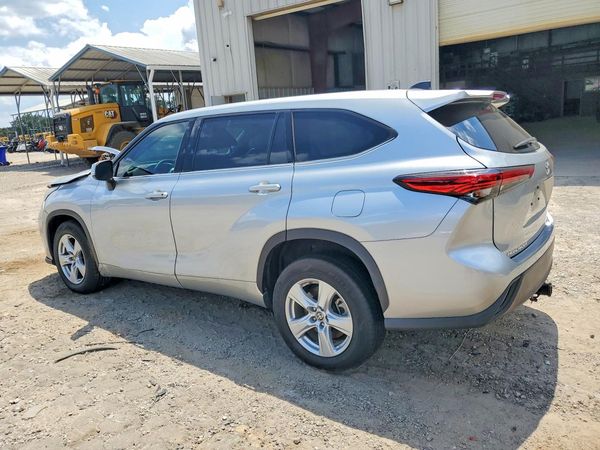 2022 TOYOTA HIGHLANDER L