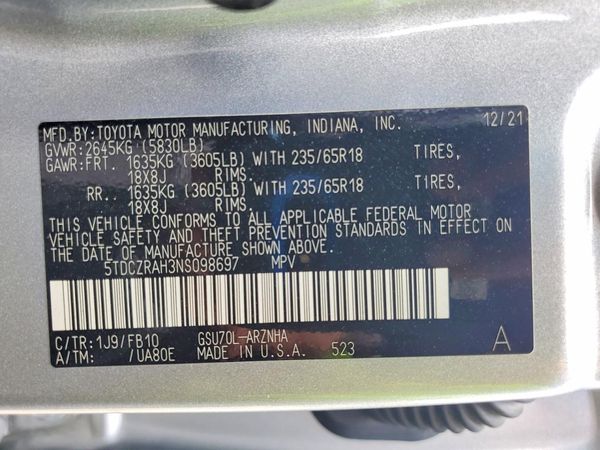 2022 TOYOTA HIGHLANDER L