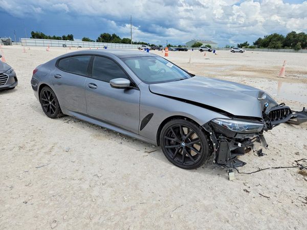 2023 BMW 840I