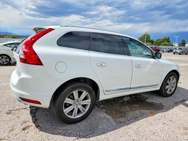 2016 VOLVO XC60