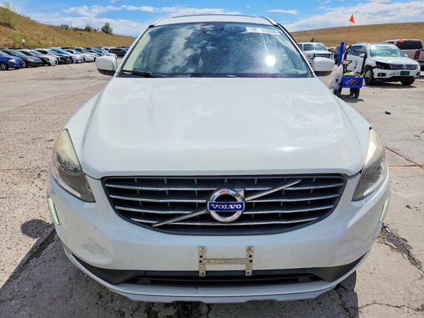2016 VOLVO XC60