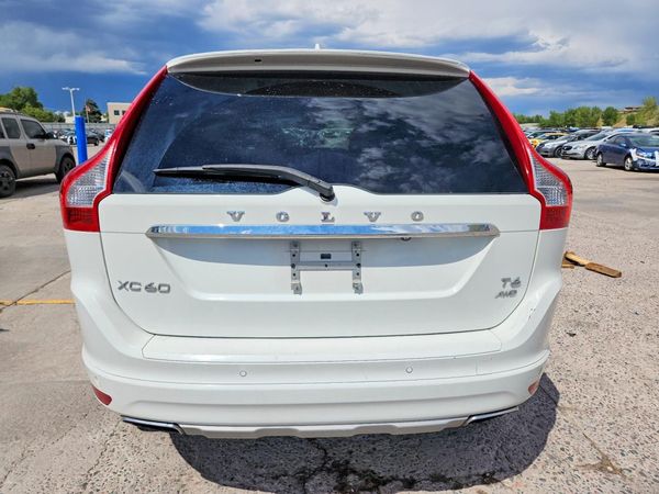2016 VOLVO XC60