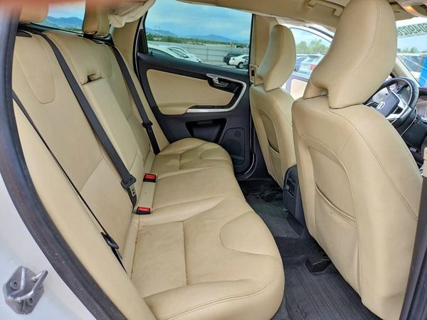 2016 VOLVO XC60
