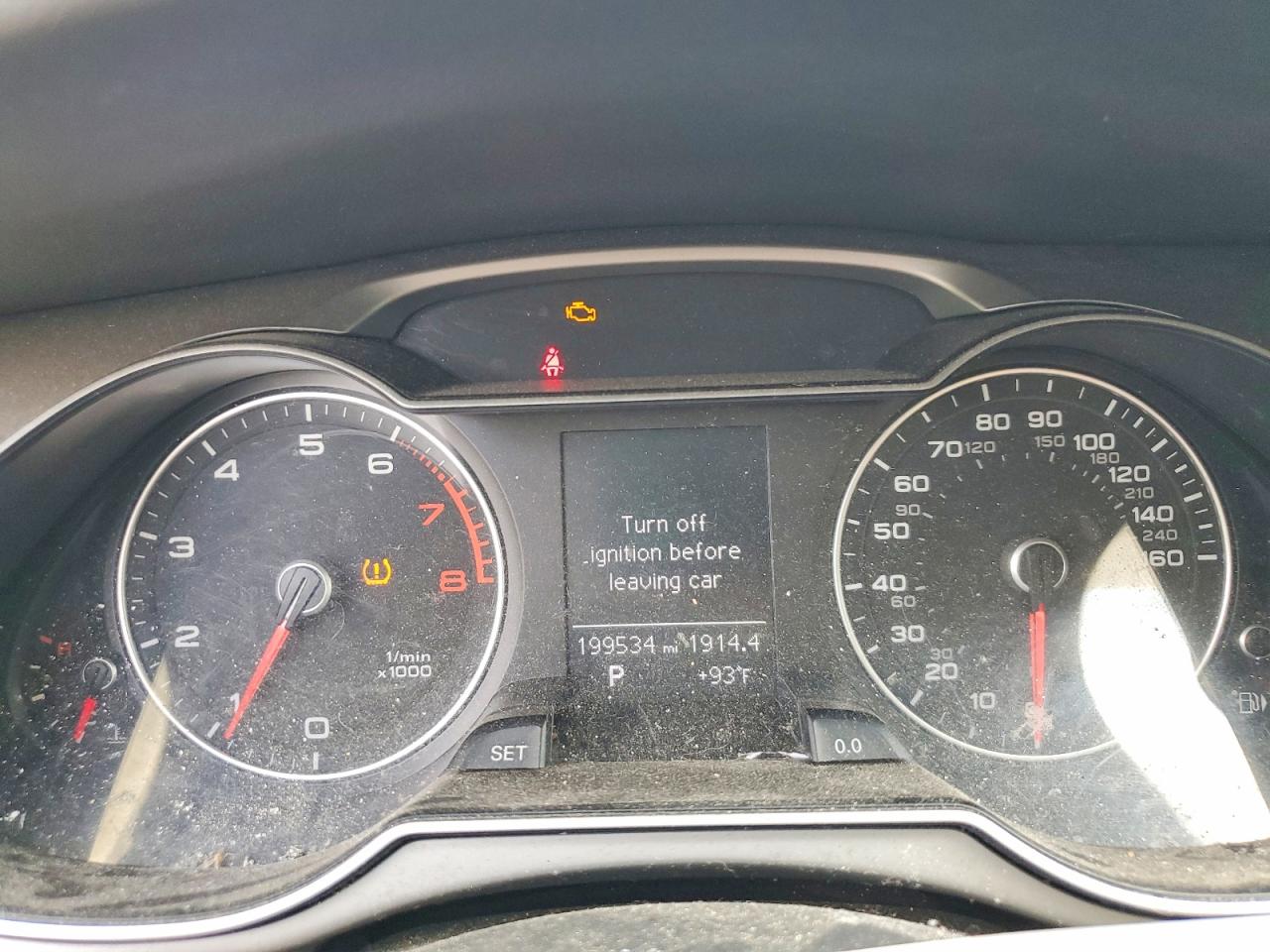2015 AUDI A4 quattro Premium