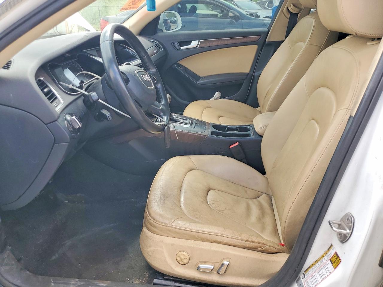 2015 AUDI A4 quattro Premium