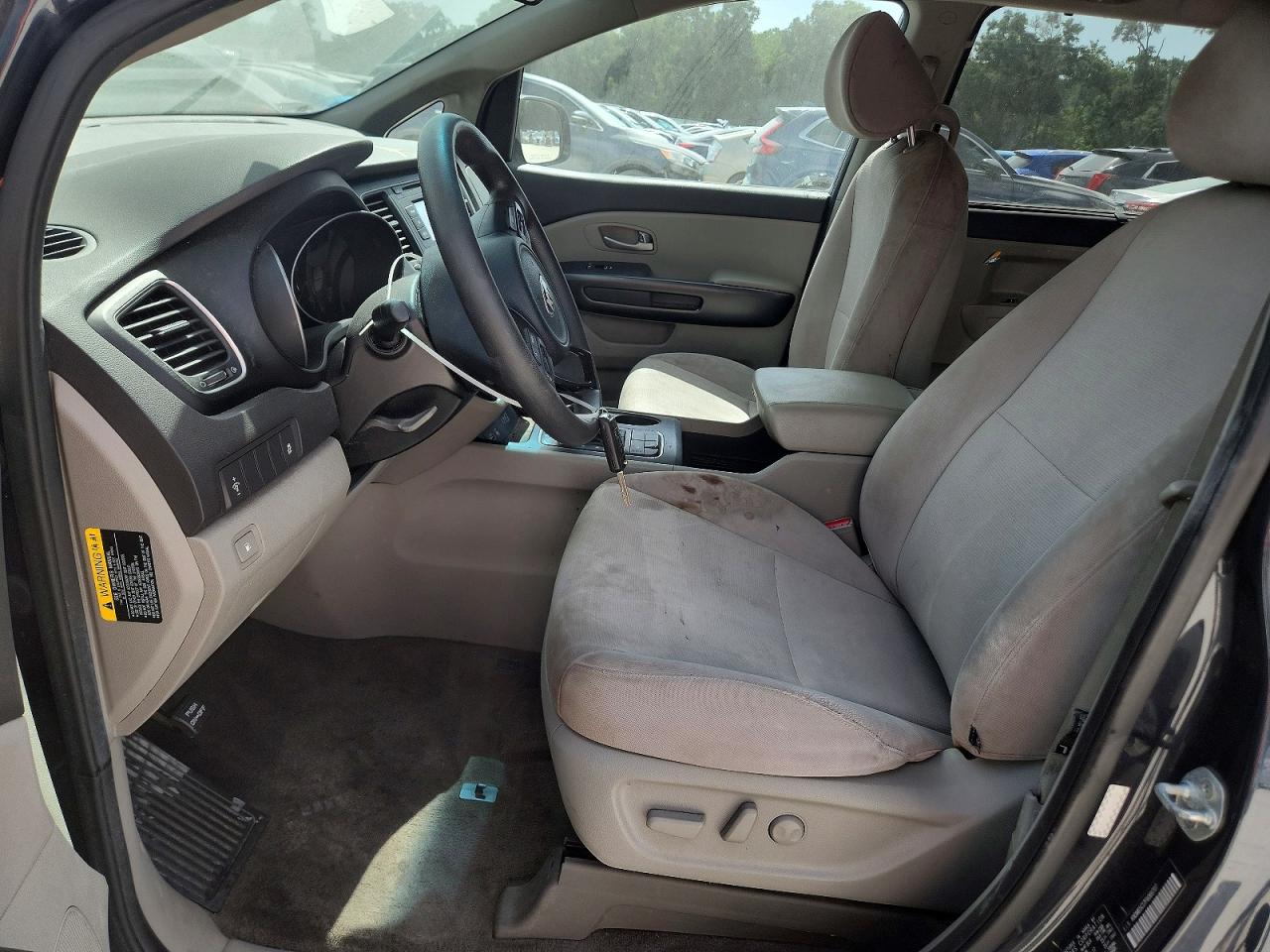 2015 KIA SEDONA GL - Middle-low