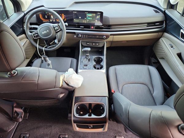 2026 KIA CARNIVAL LX, LXS