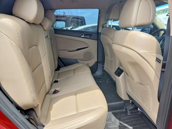 2017 HYUNDAI TUCSON
