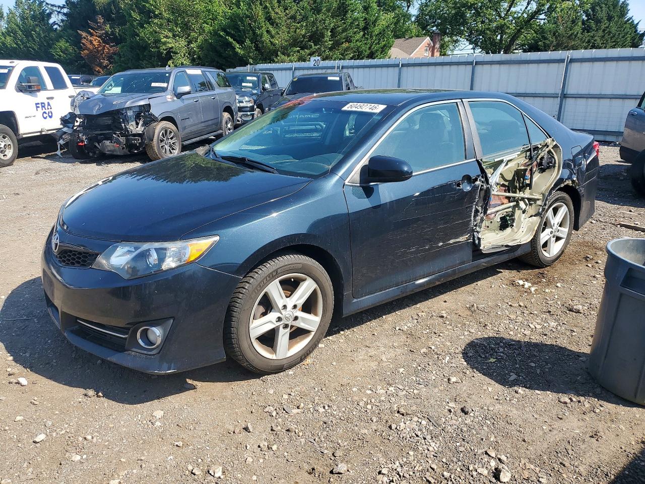 2012 TOYOTA CAMRY