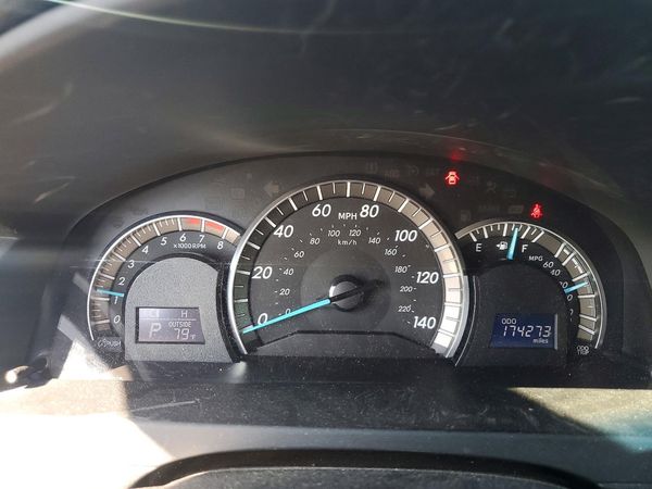 2012 TOYOTA CAMRY