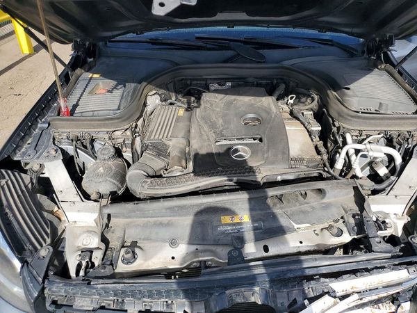 2016 MERCEDES-BENZ GLC GLC300 Base-4M