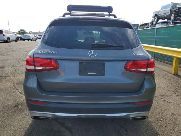 2016 MERCEDES-BENZ GLC GLC300 Base-4M