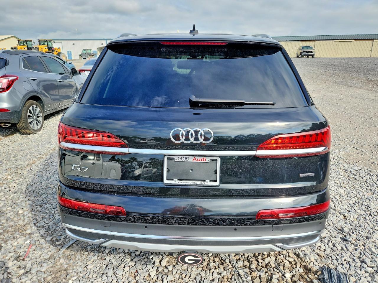 2022 AUDI Q7 quattro Premium Plus