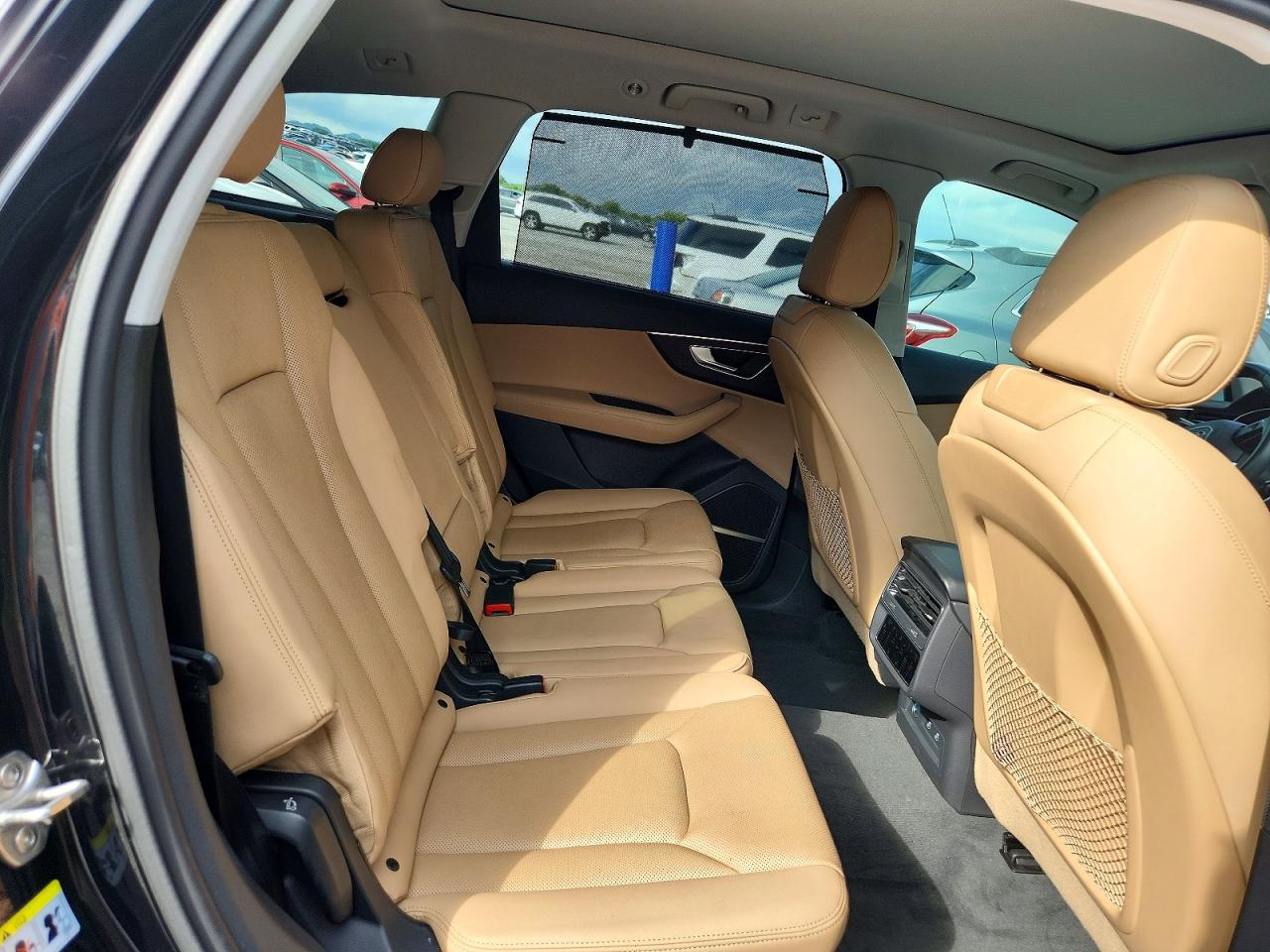 2022 AUDI Q7 quattro Premium Plus