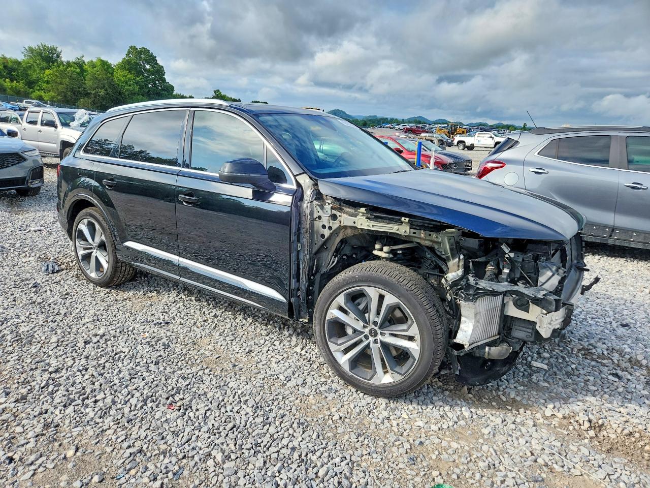 2022 AUDI Q7 quattro Premium Plus