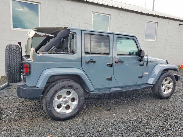 2015 JEEP WRANGLER UNLIMITED SAHARA 4X4