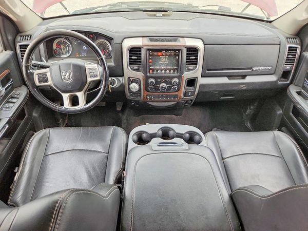 2014 RAM 1500 LARAMIE CREW CAB 4X4