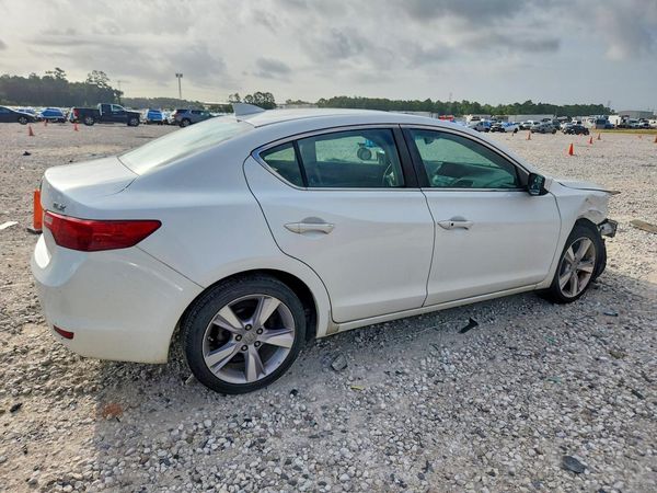2013 ACURA ILX 20 PREMIUM