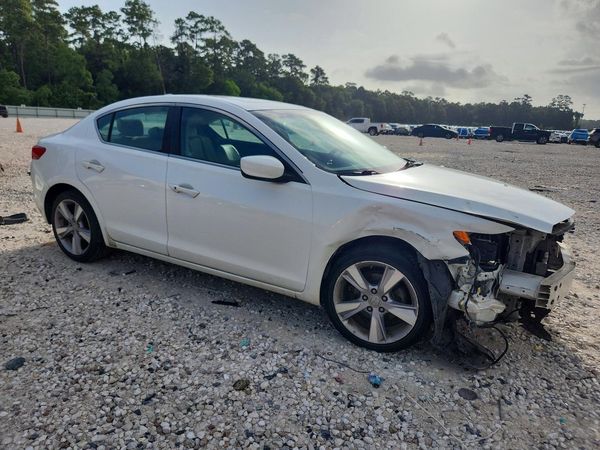 2013 ACURA ILX 20 PREMIUM