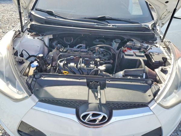 2013 HYUNDAI VELOSTER