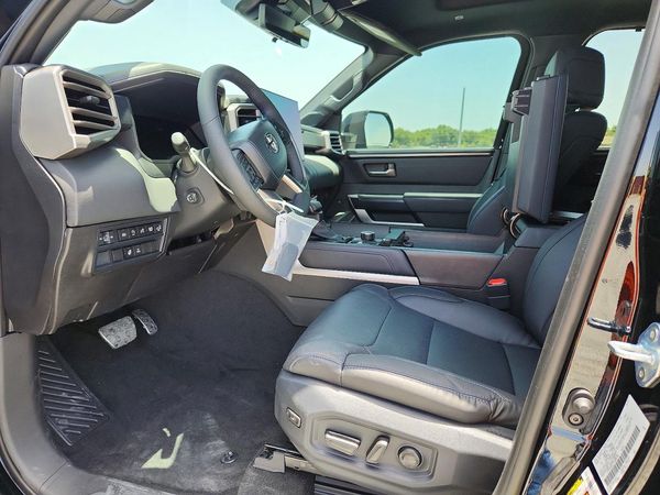 2026 TOYOTA TUNDRA