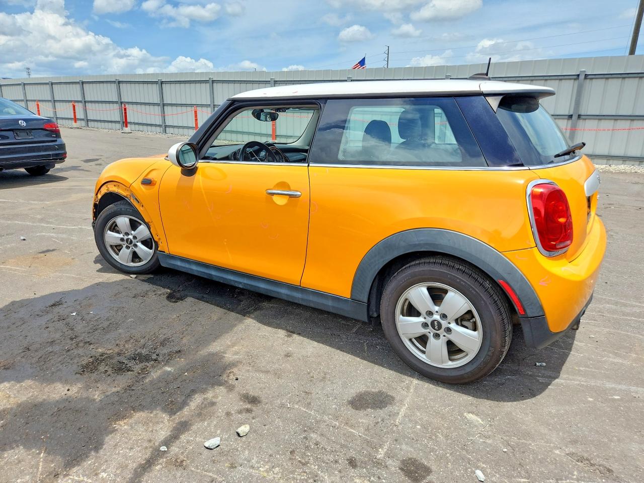 2015 MINI COOPER