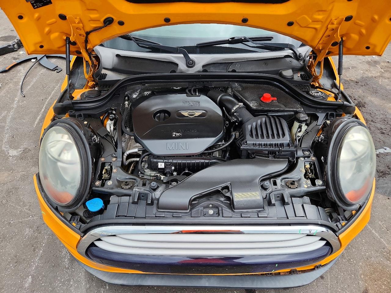 2015 MINI COOPER