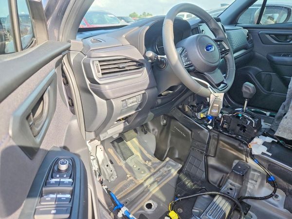 2025 SUBARU FORESTER Premium