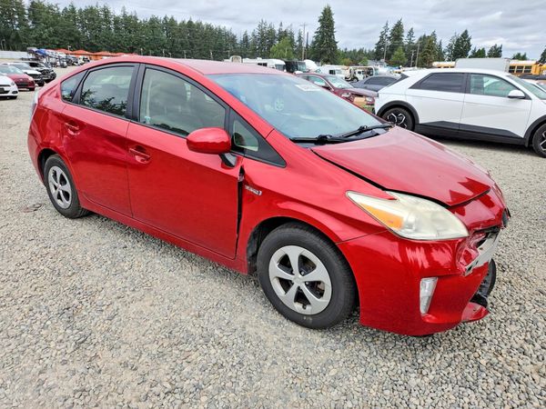 2013 TOYOTA PRIUS