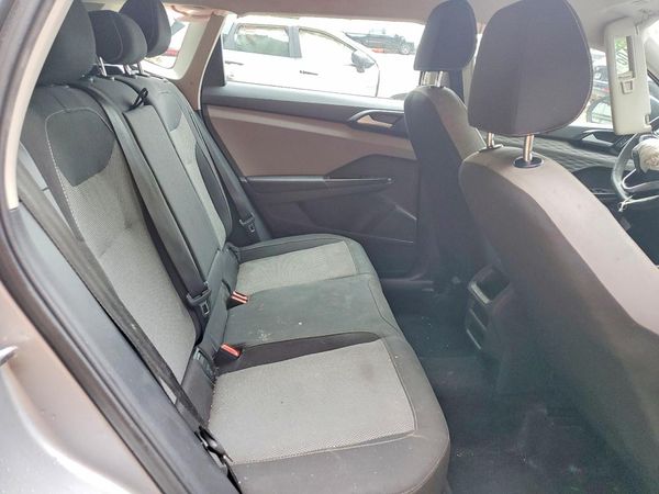 2023 VOLKSWAGEN TAOS S
