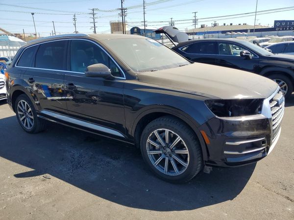2017 AUDI Q7