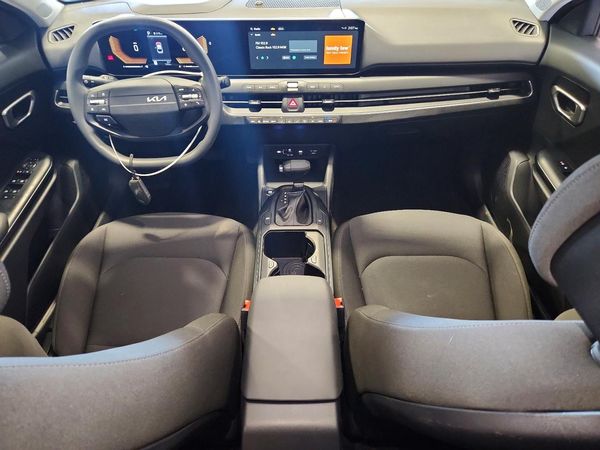 2026 KIA K4 LX, LXS
